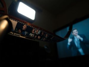 Documentare vedete, film, ecran